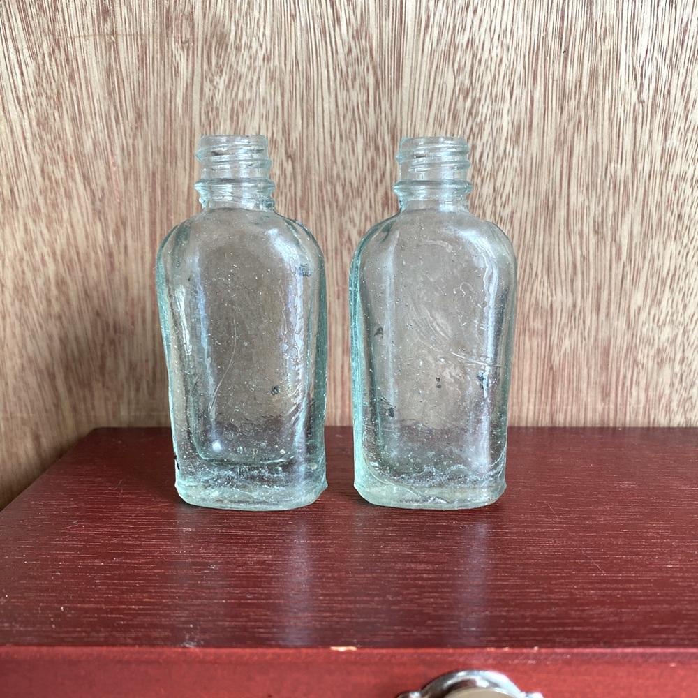 Tiny glass bottles